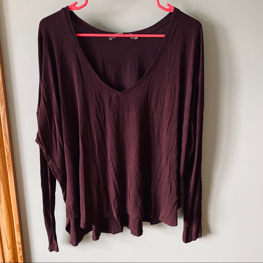 Feel the Piece maroon v-neck long sleeve top